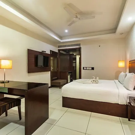 The Bentley Seaside Boutique Hotel-3